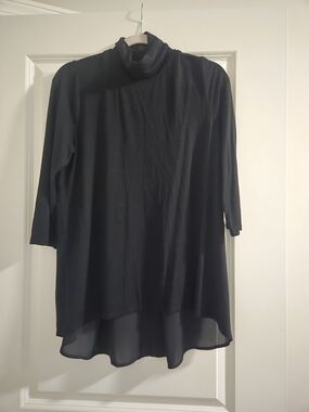 Women's Black High-Neck Tunic Top